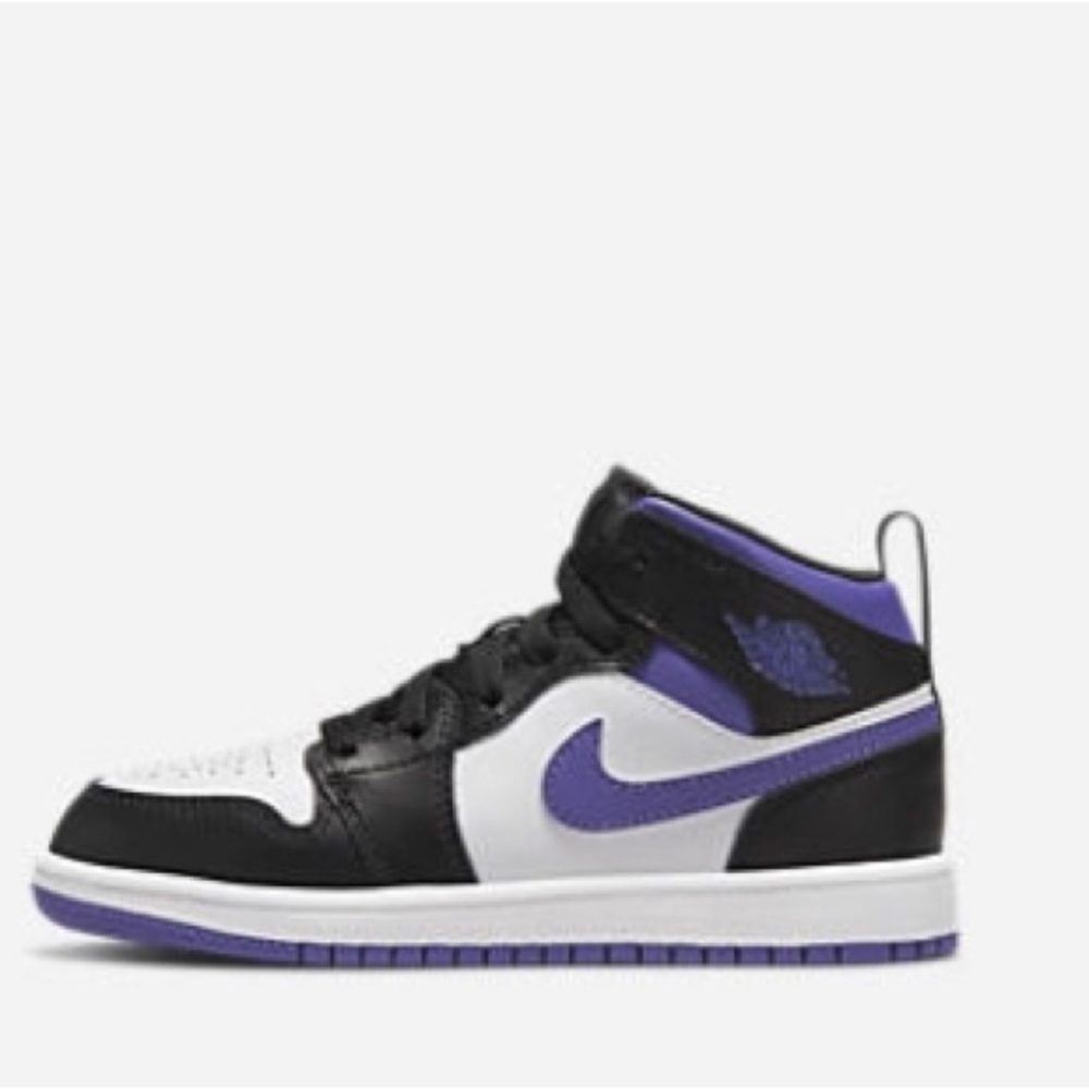 Jordan 1 mid sneakers
